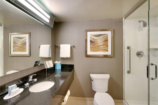 Courtyard by Marriott Charlotte Airport/Billy Graham Parkway - Housity