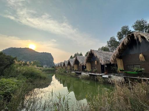 Hi Bungalow - Housity