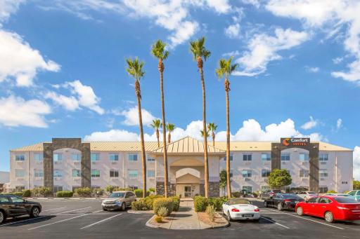 Comfort Suites at Tucson Mall - Housity