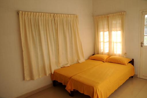 Hebron Inn - Housity