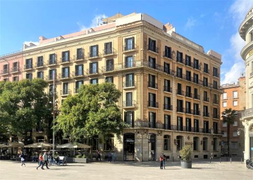 Colón Hotel Barcelona - Housity