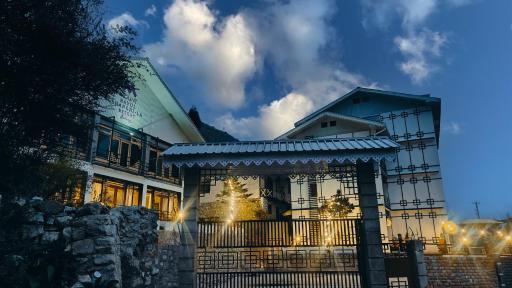 Mount Bayul Shangri-La Resort - Housity