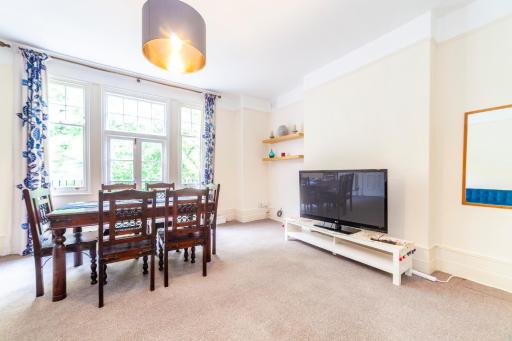 Amazing 1BD in Victorian house - Lewisham Park - Housity