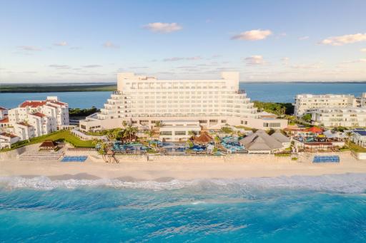 Royal Solaris Cancun-All Inclusive - Housity