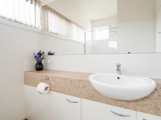 McKillop Geelong by Gold Star Stays - Housity