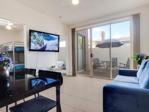 McKillop Geelong by Gold Star Stays - Housity