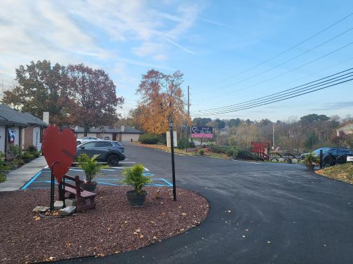 Inn of the Dove - Romantic Luxury Suites with Jacuzzi & Fireplace at Harrisburg-Hershey-Philadelphia, PA - Housity