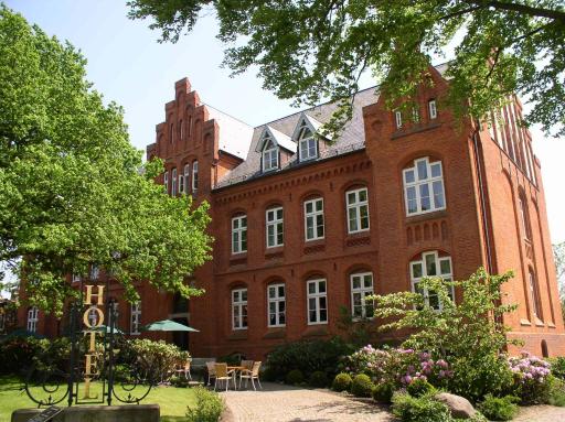 Hotel Altes Gymnasium - Housity