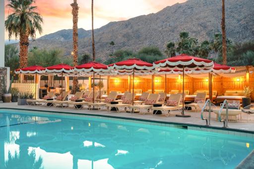 Royal Sun Palm Springs - Housity
