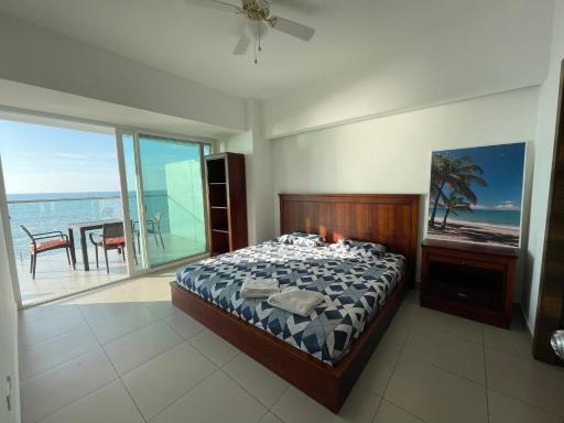 Suite frente al mar 702 - Housity