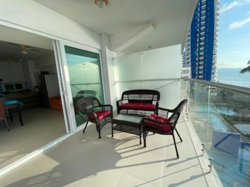Suite frente al mar 702 - Housity