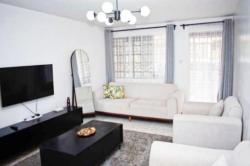 Rozie Apartment - Housity