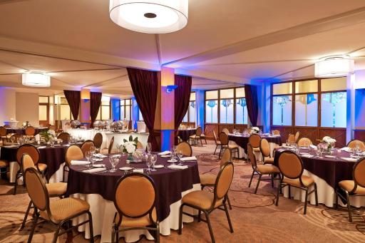 Sheraton Detroit Novi - Housity