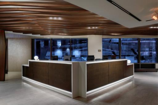 SpringHill Suites Chicago Downtown/River North - Housity