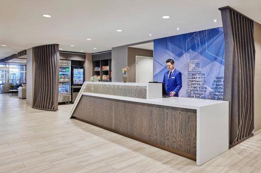 SpringHill Suites by Marriott Chicago Chinatown - Housity