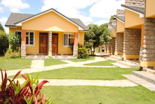Lacienda Kitui Resort - Housity