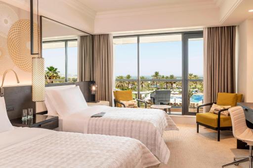 Le Royal Meridien Beach Resort & Spa Dubai - Housity