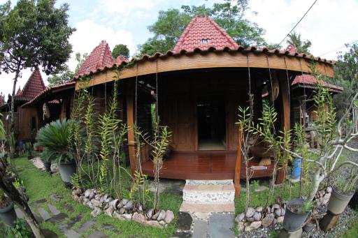 Omah Garengpoeng Guest House - Housity
