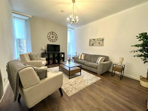 Large City Centre Apartment - Hizvo