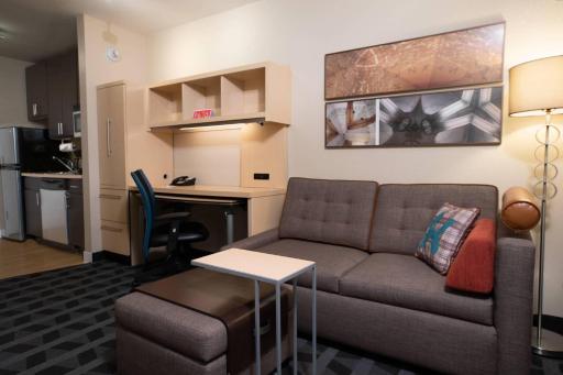TownePlace Suites Republic Airport Long Island Farmingdale - Housity