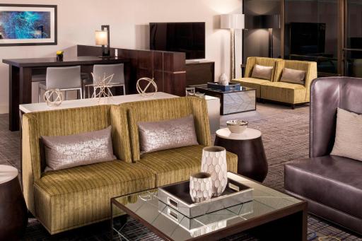 Sheraton Bloomington - Housity