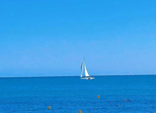 Apartamentos Playa - Housity