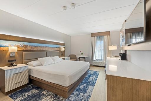 John Carver Inn & Spa - Housity