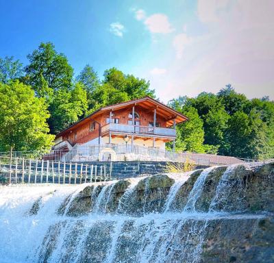 Ferienhaus Bachperle - Alpenidyll mit Kamin, Balkon oder Terrasse für Genießer - Housity