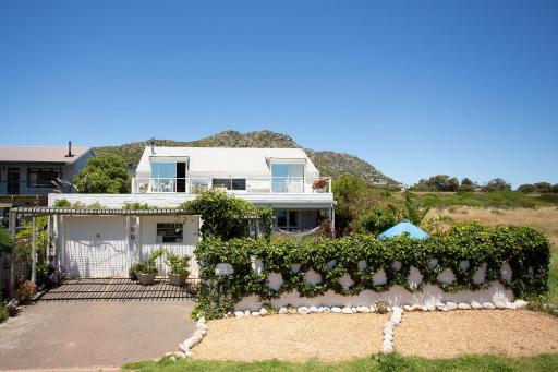 Guinea Fowl House - Housity