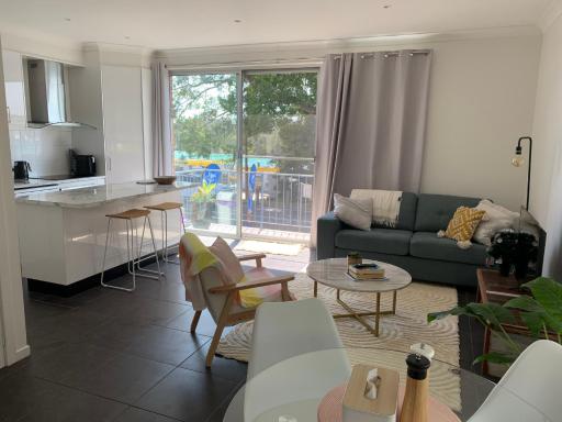 Lakeside Dreaming Wifi Netflix Full Air Con - Housity