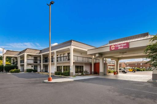 Clarion Inn Cleveland near University - Housity