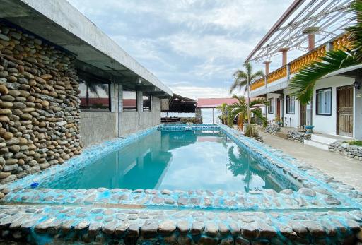 RedDoorz @ White Castle Beach Resort Iba Zambales - Housity