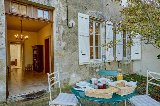Chambres d'hôtes de charme avec piscine - Le Clos Boissiere - Housity