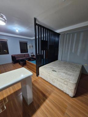 Minalungao Jonahs transient - Housity