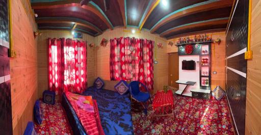 Adil Paying Guest house - Housity