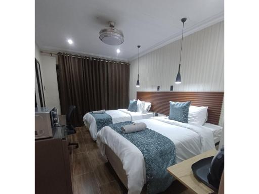 Delux Guesthouse - Housity