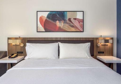 Hilton Garden Inn Oakbrook Terrace - Housity