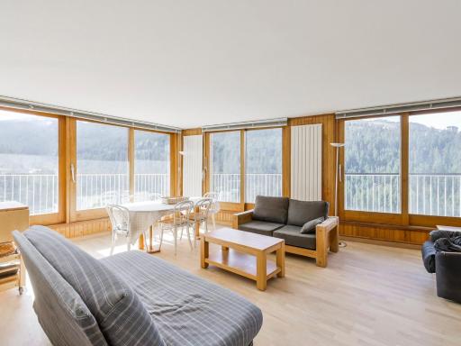 Appartement skis aux pieds, 4 pièces, proche centre, animaux admis, parking, WiFi optionnel - FR-1-514-14 - Housity