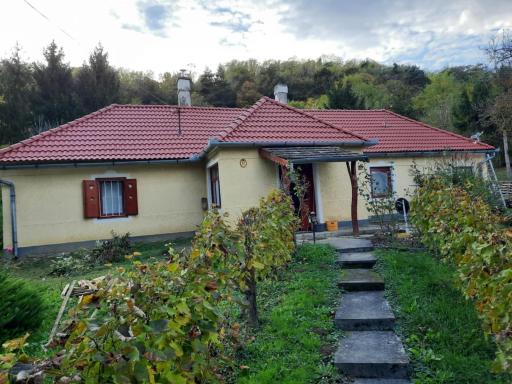 Aranyodi Pihenő - Housity