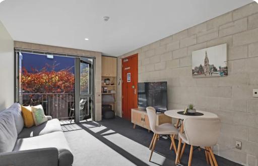 City Apartment - Housity