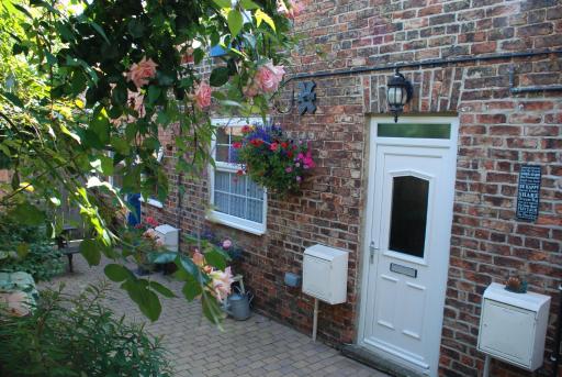 Saltburn Holidays Bluebell Cottage - Housity