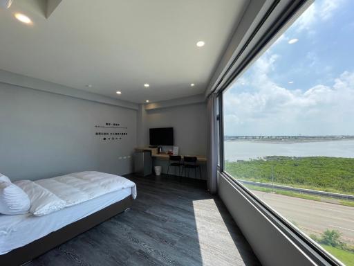 H Suite Sea - Housity