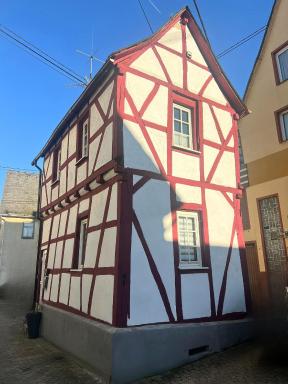 Charmantes denkmalgeschütztes Tiny House am Rhein - Housity