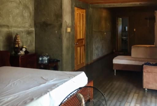 RedDoorz Hostel @ Madrias Pension House Isabela - Housity