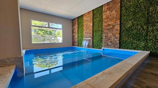 Mensú Grand Hotel - Housity