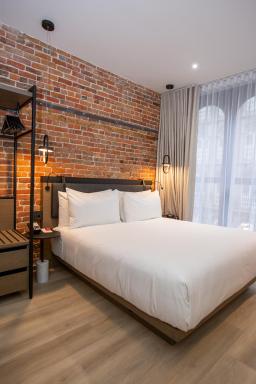 Le Petit Hotel Notre Dame - Housity