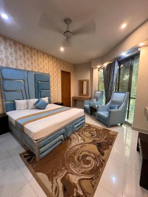 Park View Hotel Gulberg - Housity