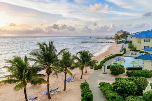 Wyndham Reef Resort, Grand Cayman - Housity