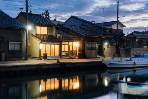 MINKA Riverside Villas - Housity