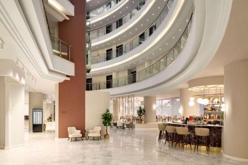 Ramada by Wyndham Bucharest Otopeni Airport - Housity